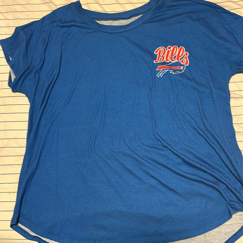 Buffalo bills XL women’s t shirt